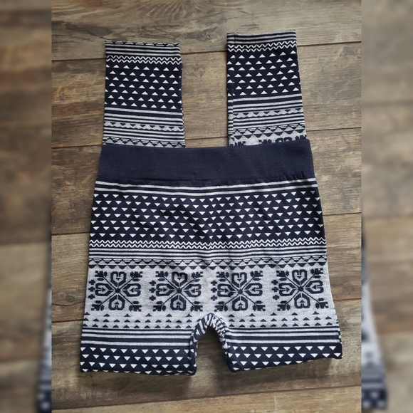 Rue21 Striped Printed Leggings Blue&White - Picture 3 of 5
